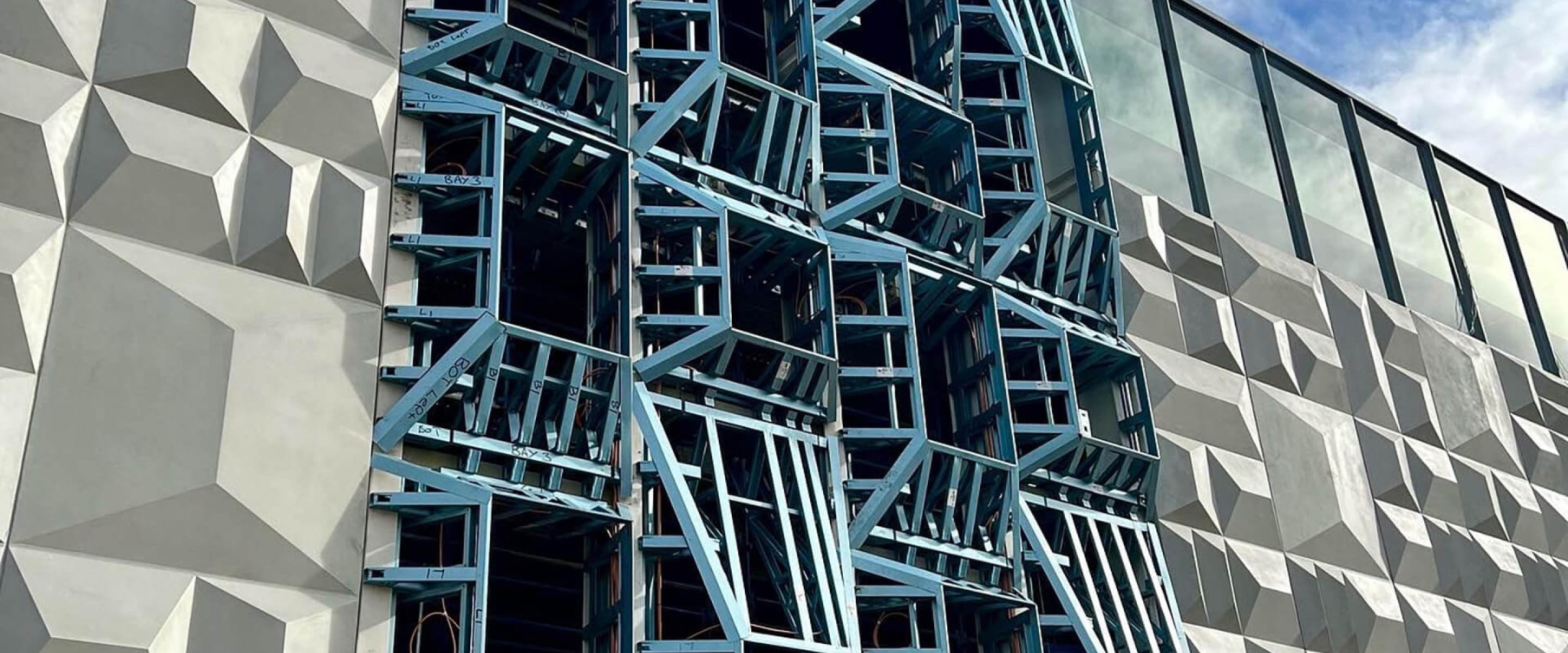 TRUECORE® steel supports the making of a transport infrastructure landmark, Bell Station Level Crossing Removal Project