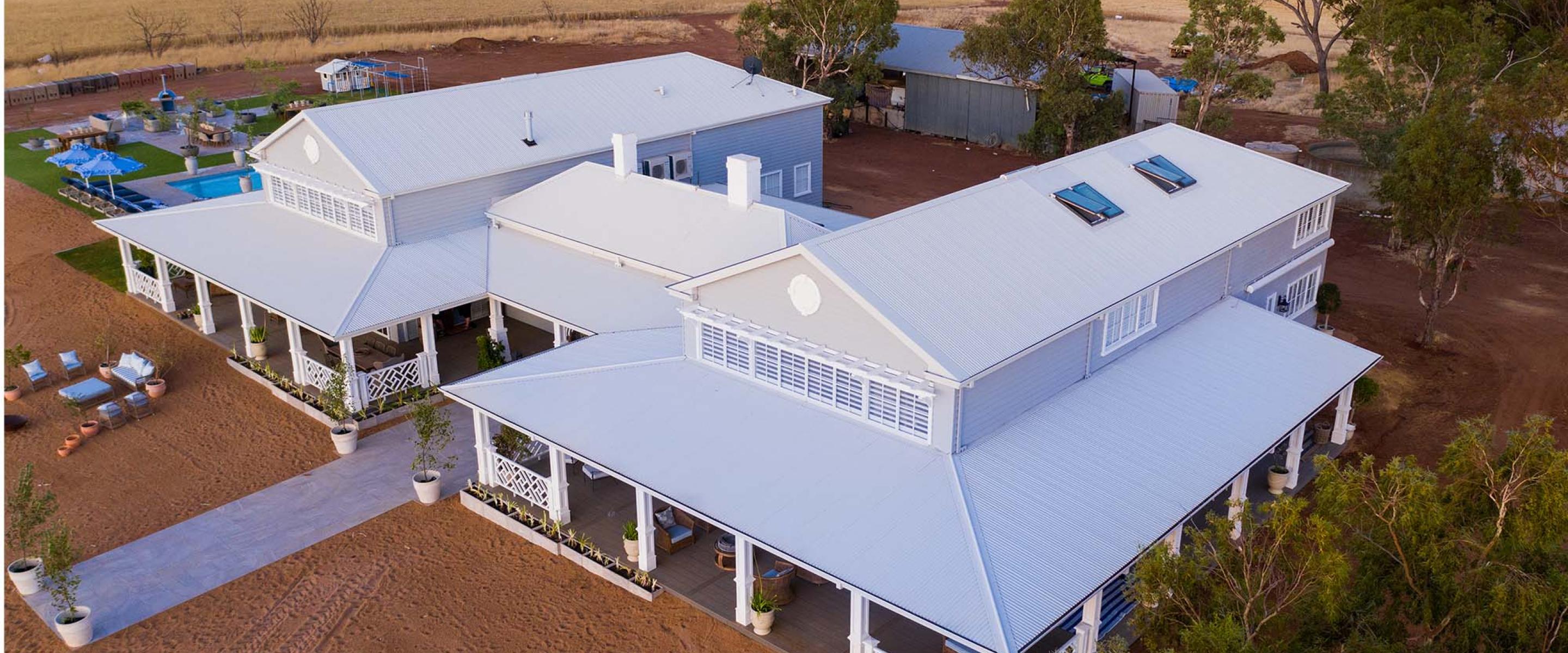 Indah Island - Hamptons Farmhouse Project - Framing made from TRUECORE® steel - Roofing made from  COLORBOND® steel Matt in the colour Surfmist® 